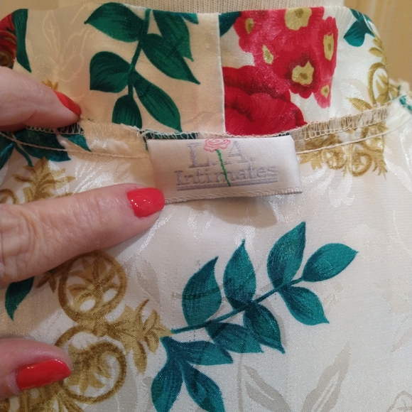 La Intimates Long Floral Robe M 100% Polyester Red, Green, Gold, Cream - Picture 8 of 8